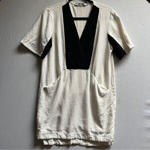Sacada Black & Cream V-Neck Shift Dress Sz M